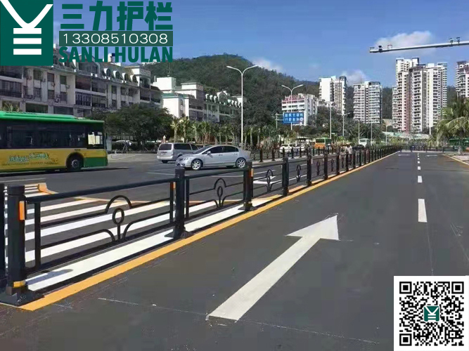 畢節(jié)黔西市政道路隔離護欄